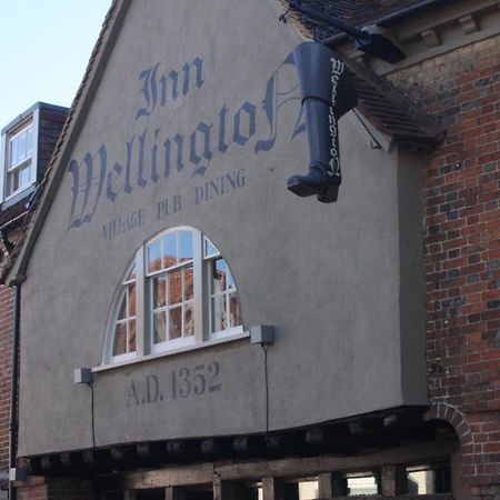 The Wellington Hotel Welwyn ภายนอก รูปภาพ