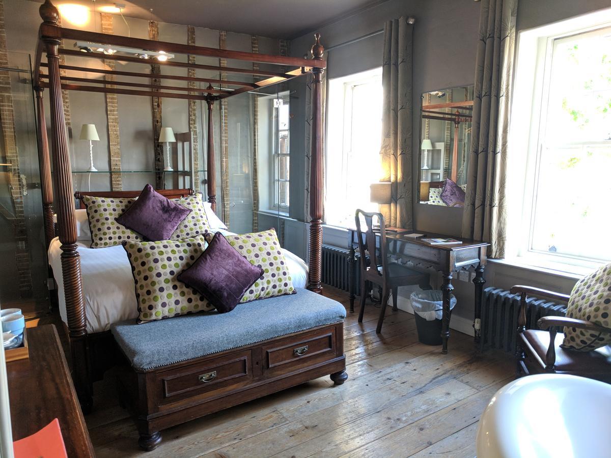 The Wellington Hotel Welwyn ภายนอก รูปภาพ