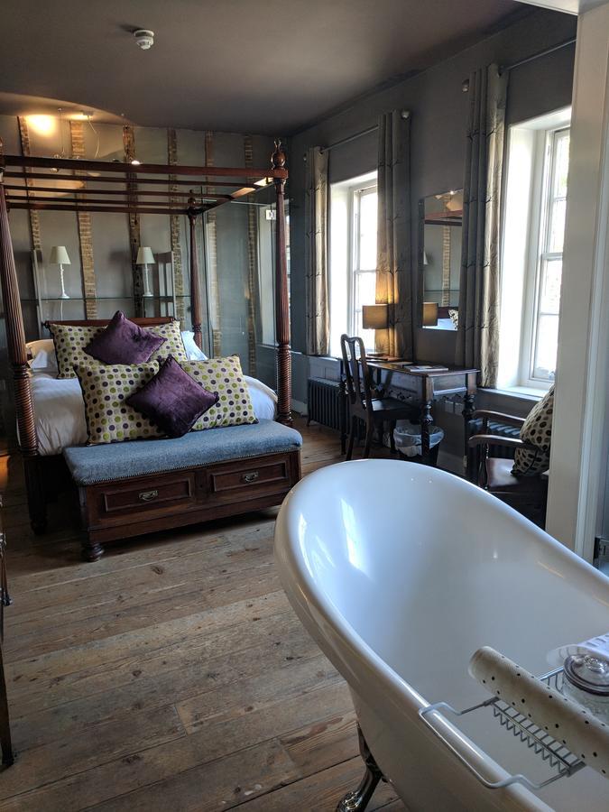 The Wellington Hotel Welwyn ภายนอก รูปภาพ